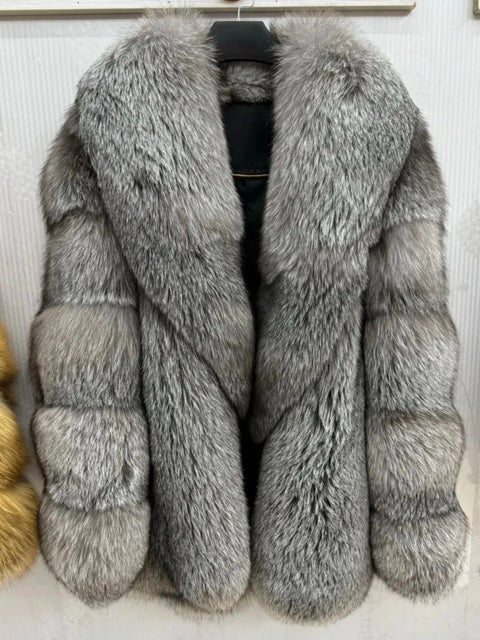 Natural Silver Fox fur (full pelts)